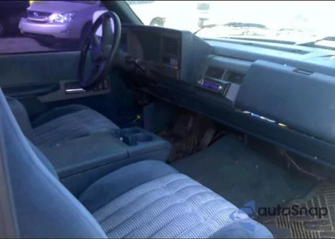 1993 Chevrolet Gmt-400 C1500 from USA, damaged, VIN 2GCEC19K5P1243776